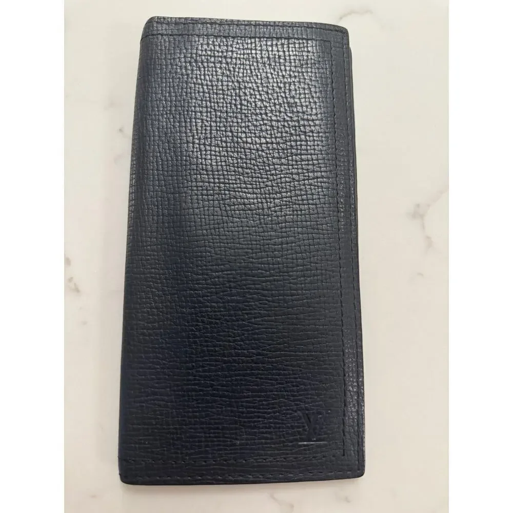 Louis Vuitton Black Long Epi Leather Brazza Wallet Authentic Designer Luxury